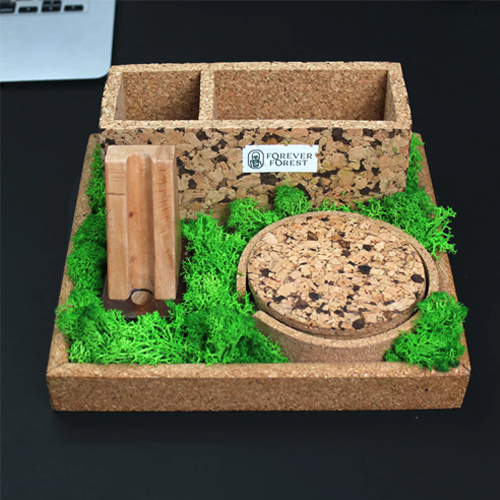 The Grove Executive Pen Stand