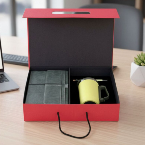 Essential Office Gift Set – Notebook, Mug & Pen