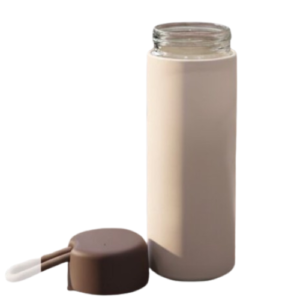 Key Features Classic white finish with contrasting mocha-colored top Glass-based interior for pure taste and freshness Slim footprint fits easily into bags and briefcases Food-safe, easy-to-clean design Leak-proof seal with soft silicone carry strap Durable, high-quality material construction Capacity of approximately 425ml Ideal for gym, office, or outdoor use SEO Keywords Primary: Glass bottle, glass water bottle, leak-proof glass bottle, portable glass bottle Secondary: Silicone strap bottle, gym water bottle, office water bottle, food-safe glass bottle Long-tail: Glass bottle with silicone carry strap, 425ml leak-proof glass bottle, classic glass water bottle for daily commute, portable glass bottle for gym and office Suggested URL Slug: /mochaloop-glass-bottle