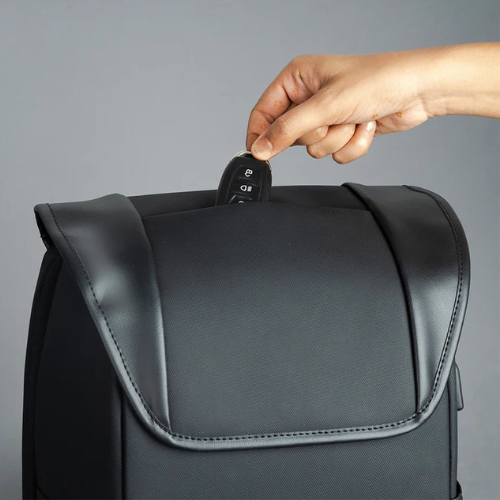 Artistix Avian – Magnetic Flap Backpack