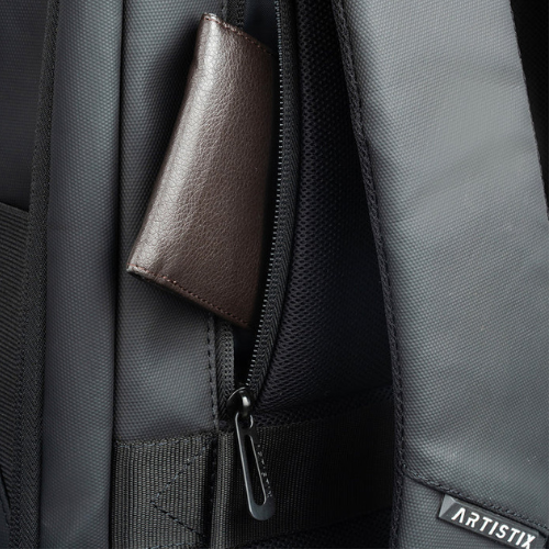 Artistix Avian – Magnetic Flap Backpack