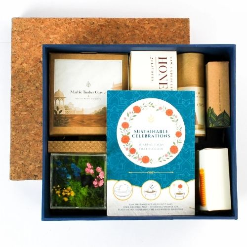 Gift Set - The Desk Cork Chest Festive Hamper