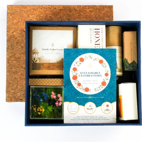Gift Set - The Desk Cork Chest Festive Hamper
